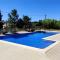 Superbe 2 pièces 35 m2 très confortable meublé, piscine, terrasse, parking privé, jardin, Pont du Gard 10mn #3