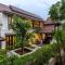 Sclass 2 Luxe Pools Villa & Breakfast , city area