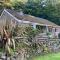Captivating Cottage with Hot Tub included Sleeps 6