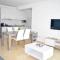 Lovely - Luxury 2 Bedrooms 500m from the Beach