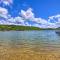 Bright Ozarks Condo w/ Balcony & Lake Views!