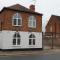 Cosy Detached 2 Bed Cottage in Tewkesbury Centre