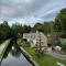 Canalside Cottage in the heart of Llangollen.