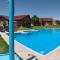 Hotel de Campo con Piscina y Cabañas- Ideal Relax en Concordia