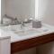 Holiday Inn Express New Orleans Downtown, an IHG Hotel - King Room - Mobility Access/Hearing Accessible
