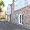Beautiful Cottage In Alnwick With 2 Bedrooms And Wifi