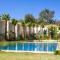 Superb Flat near Sea with Shared Pool in Cesme