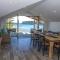 12 Rocks Beach View Loft Central Port Campbell