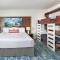 Compass by Margaritaville Medford - Salle Quadruple