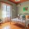 Golden Flower's Apartment