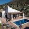 Casa Calmante - Stunning 3-bedroom Villa with Private Pool