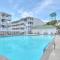 3 Bedroom Condo, Ocean Views & Short Walk to Beach!