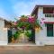 Neemrana's Coconut Alley