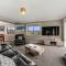 Petersdorf 2 - Modern 2BR Townhouse l WiFi l Mountain Views