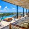 Big Studio at KAAB BY THE BEACH with roof top pool, sauna and Jacuzzi near Paseo del Carmen Mall