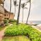 Oceanfront Kailua-Kona Townhome with Pool and Views!