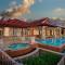 Luxury Kona Mansion - Infinity Pool & Epic Views