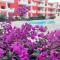 Sal service red moradias residence with pool