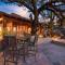 Troon Ranch Cabin Casita - Housity