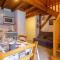 Appartement cosy 4 pers avec parking, terrasse, local à skis - FR-1-403-21