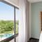Holiday Inn Orlando International Airport, an IHG Hotel - Standaard Kingsize Met Slaapbank En Uitzicht Op Het Zwembad