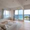 Sirahama Beach House