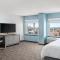 Holiday Inn Portland-By the Bay, an IHG Hotel - Chambre King Corner Premium Avec Canapé-Lit