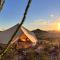 Luxury tents at Space Cowboys, 10min to Big Bend National Park