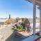 High View, Southwold High Street (2 bed, 2 bath, allocated parking, balcony)