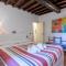 Sant’Ambrogio Colorful Apartment