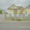 Vilux with indoor private parking