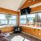 Lakefront Stunning Home, only 30 min to Sugarloaf!