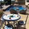 La Villa Toscana: Pool & Elah Valley vineyard view