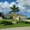 Villa Luhna 3 Bed / 2 Bath Canalfront Heated Pool