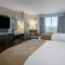 Grandover Resort & Spa, a Wyndham Grand Hotel - Queen Room Met Twee Queen Bedden, Mobility / Hearing Access Entube Met Grab Bars