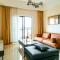 Nyarutarama Golf Apartment by Rose Garden