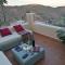2 Bed House Sleeps 4 - Pool Sea Views Parking