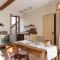 LES APPARTEMENTS DU SAINT THIERS, la Provence dans un coin de la Drôme et l'esprit d'une maison d'hôtes à Saoû