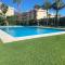 Central Estepona 3 bed apt with pool and parking