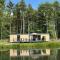 Pine Boutique Lodge with hot tub for couples & dog