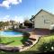The Valley, tranquil 3 bedroom home with pool