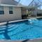 Lovely 2 bedroom house plus a dent with private pool