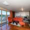 Panoramic city centre apartment by Polo Apartments