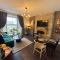Lovely 1-bedroom serviced apartment in Falmouth