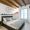 Antica Corte Como con balcone