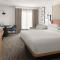 Sheraton Milwaukee Brookfield