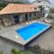 Cottage Quinze, Contemporary designed cottage with Swimming pool