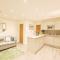 Stunning Family Apartments - Bromley