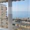 Apartamento con terraza a pie de playa