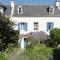 Maison familiale proche port à Sauzon, WIFI inclus - FR-1-418-11
